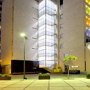 The 4*, Caracas Venezuela